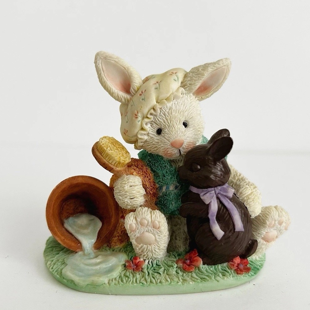 Cream &‎ Cocoa "APRIL SHOWERS Bring Spring Flowers" Enesco Easter Figurine 3.25"